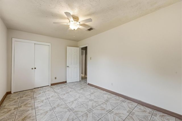 12402 Enchanted Path Drive, Houston, TX 77044