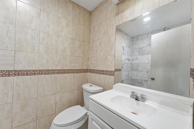 12402 Enchanted Path Drive, Houston, TX 77044