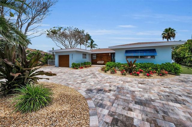 4381 POINSETTIA DRIVE, St Pete Beach, FL 33706