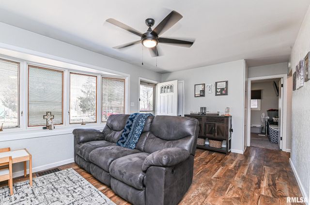 1141 N Wood Road, Peoria, IL 61604