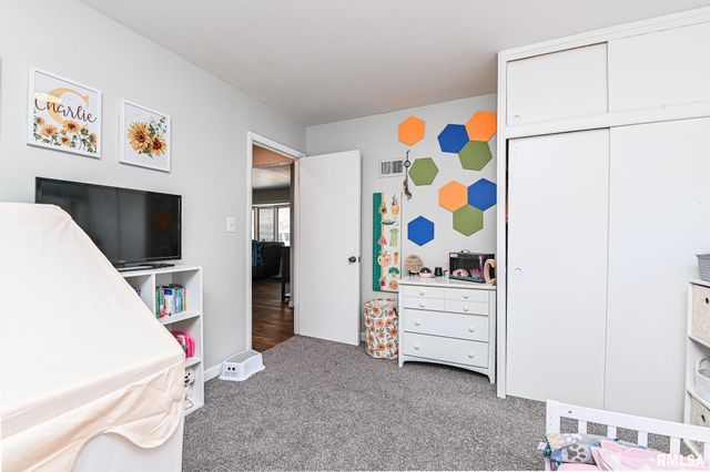 1141 N Wood Road, Peoria, IL 61604