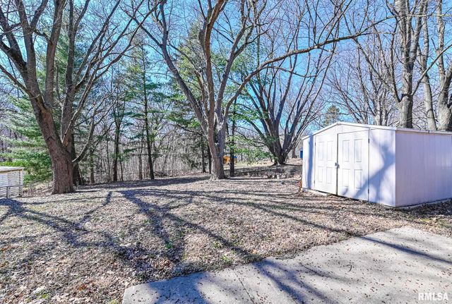 1141 N Wood Road, Peoria, IL 61604