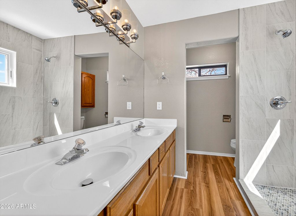 Image 12 of property listing at 6640 E EAGLE CREST Drive, Flagstaff, AZ 86004