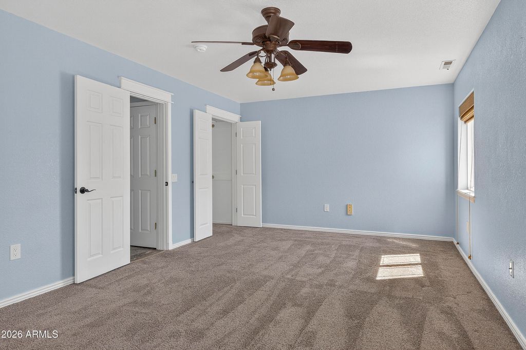 Image 14 of property listing at 6640 E EAGLE CREST Drive, Flagstaff, AZ 86004