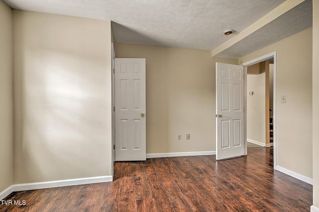 2609 Bloomingdale Road, Kingsport, TN 37660