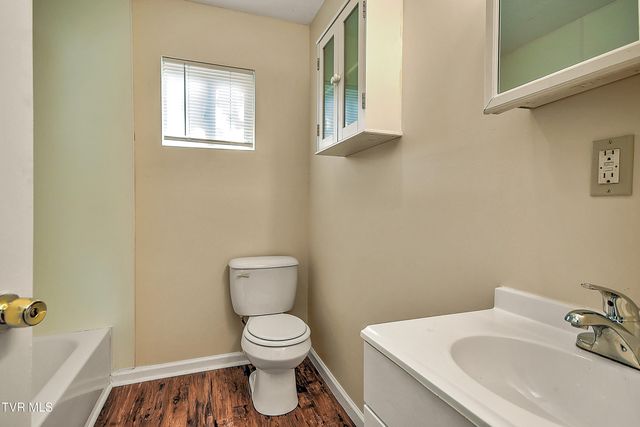 2609 Bloomingdale Road, Kingsport, TN 37660