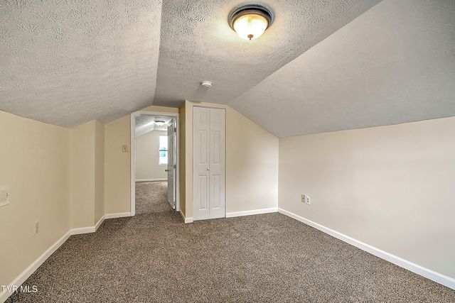 2609 Bloomingdale Road, Kingsport, TN 37660