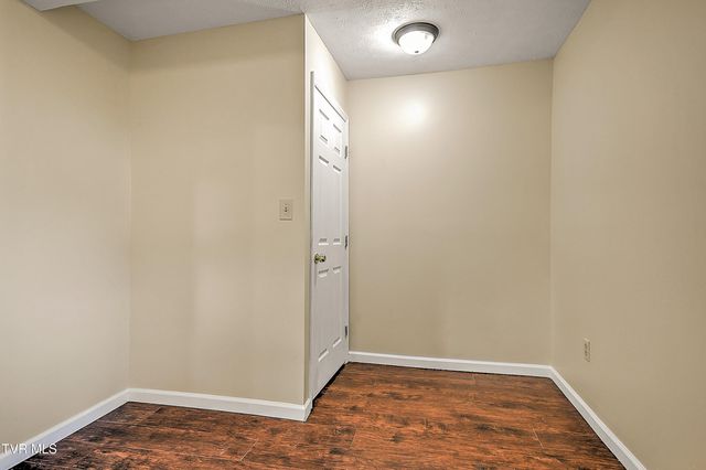 2609 Bloomingdale Road, Kingsport, TN 37660