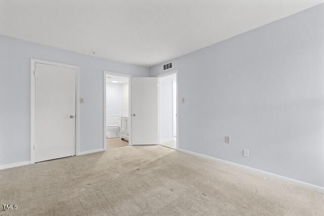 500 Umstead Drive Unit 308, Chapel Hill, NC 27516