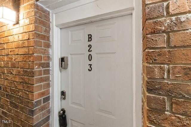 500 Umstead Drive Unit 308, Chapel Hill, NC 27516