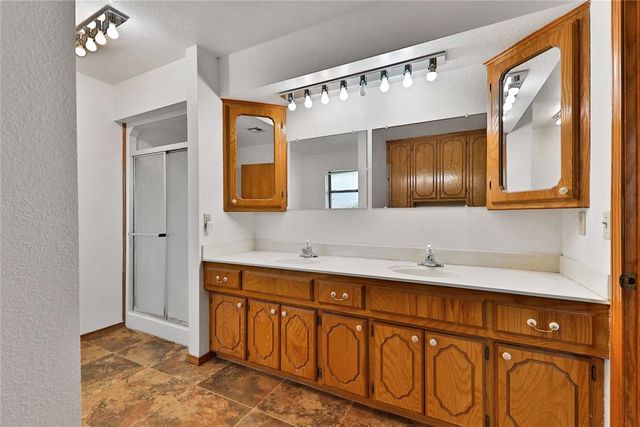 10051 Flat Armadillo Road, Lexington, OK 73051