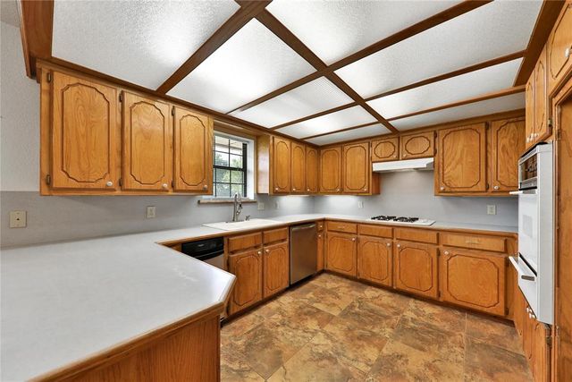 10051 Flat Armadillo Road, Lexington, OK 73051