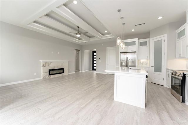 1405 E Danielle Avenue, Pharr, TX 78577