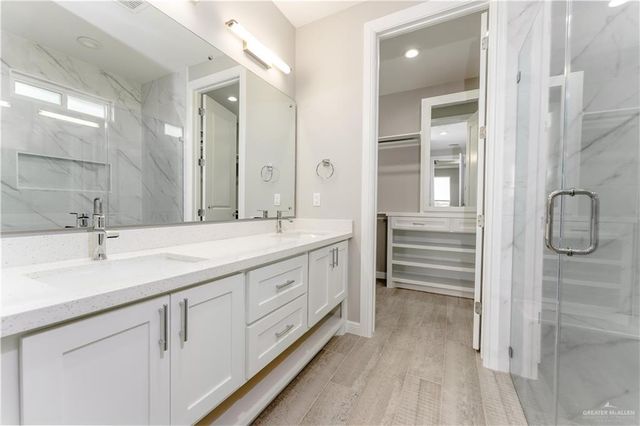 1405 E Danielle Avenue, Pharr, TX 78577