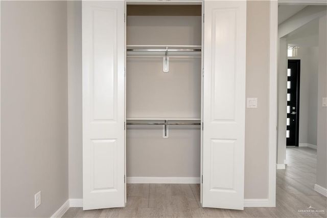 1405 E Danielle Avenue, Pharr, TX 78577