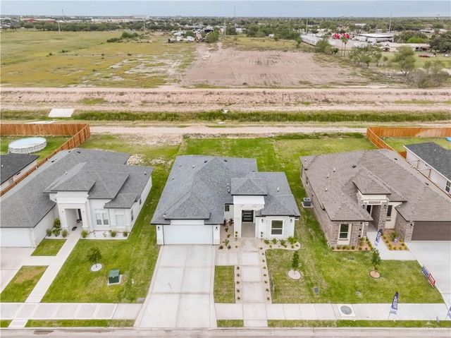 1405 E Danielle Avenue, Pharr, TX 78577