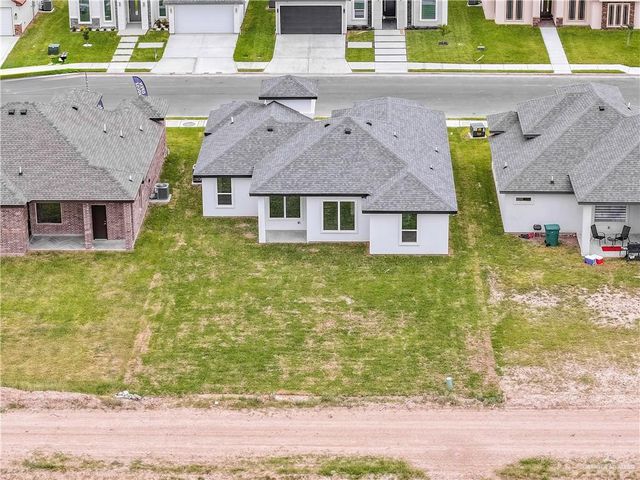 1405 E Danielle Avenue, Pharr, TX 78577