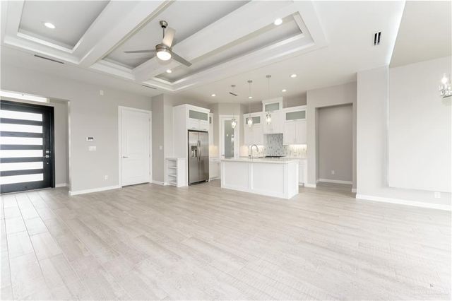 1405 E Danielle Avenue, Pharr, TX 78577