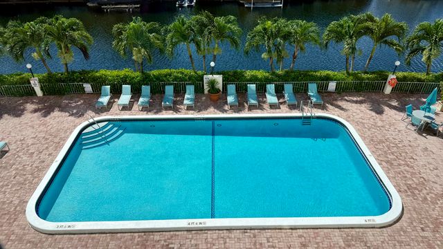 401 Golden Isles Drive 409, Hallandale Beach, FL 33009