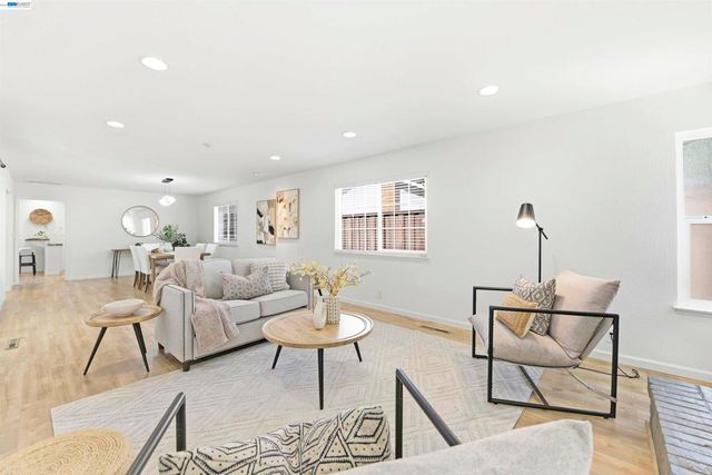 5238 Brophy Dr, Fremont, CA 94536