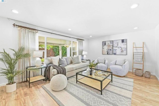 5238 Brophy Dr, Fremont, CA 94536