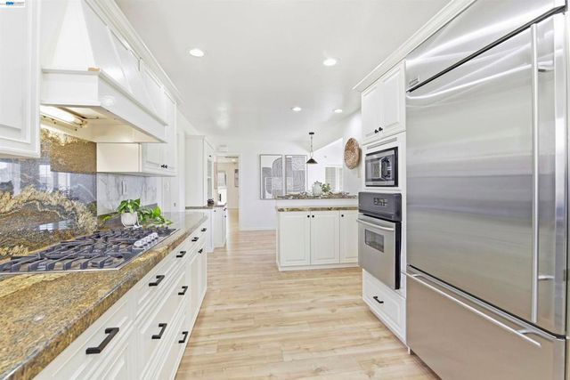 5238 Brophy Dr, Fremont, CA 94536