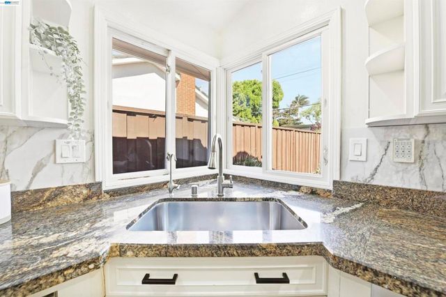 5238 Brophy Dr, Fremont, CA 94536