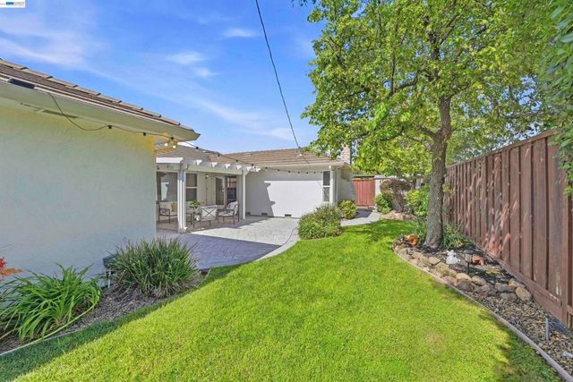 5238 Brophy Dr, Fremont, CA 94536