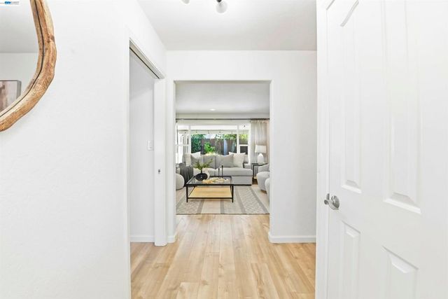 5238 Brophy Dr, Fremont, CA 94536