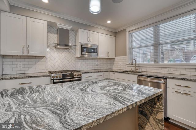 939 S BAYLIS ST, Baltimore, MD 21224
