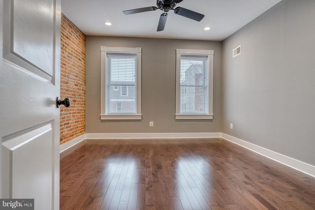 939 S BAYLIS ST, Baltimore, MD 21224