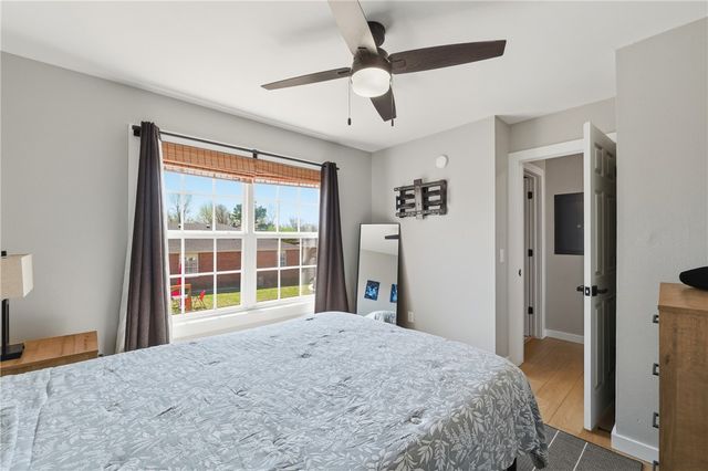 2402 SE Jayel Terrace 4, Bentonville, AR 72712