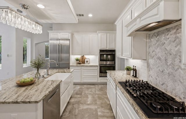 11106 CALIZA BLF, Boerne, TX 78006