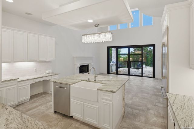 11106 CALIZA BLF, Boerne, TX 78006