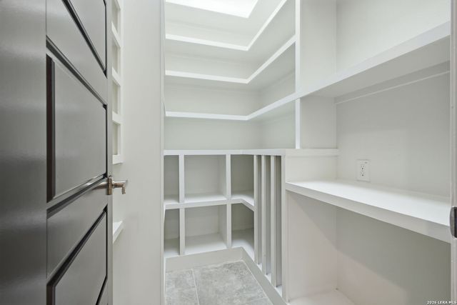 11106 CALIZA BLF, Boerne, TX 78006
