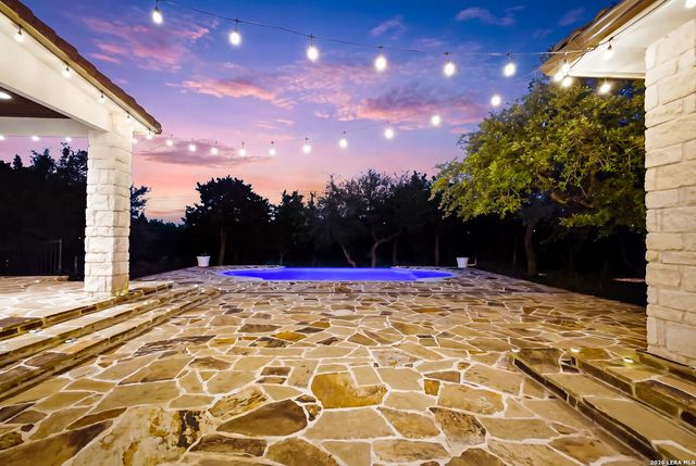 11106 CALIZA BLF, Boerne, TX 78006