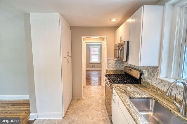 2818 18TH ST NE, Washington, DC 20018