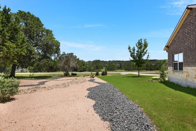 110 Liberty Bell LN, Fischer, TX 78623