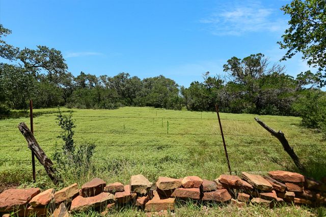 110 Liberty Bell LN, Fischer, TX 78623