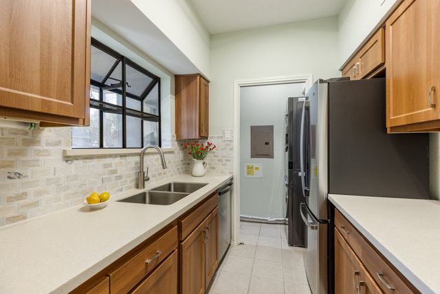 3101 Townbluff Drive 1013, Plano, TX 75075