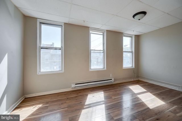 316 S 8TH ST, Reading, PA 19602