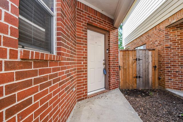 5215 Brinkman Court, Houston, TX 77091