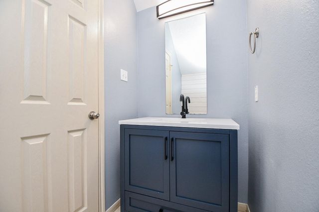 5215 Brinkman Court, Houston, TX 77091