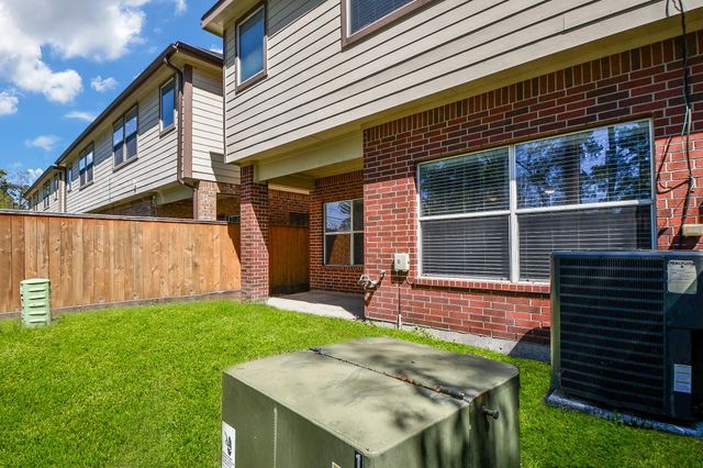 5215 Brinkman Court, Houston, TX 77091