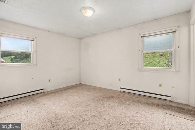 3261 TRINITY RD, Harrisburg, PA 17109