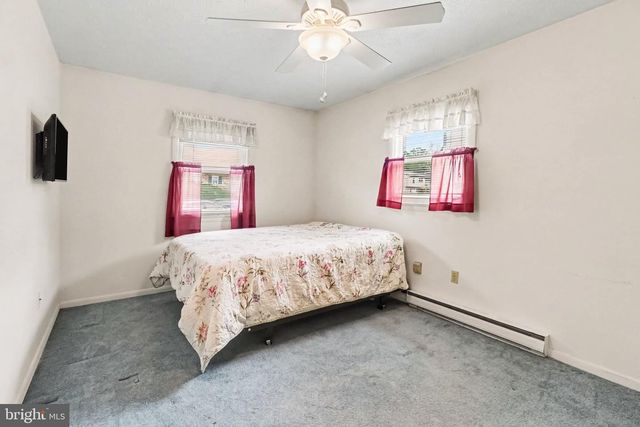 3261 TRINITY RD, Harrisburg, PA 17109