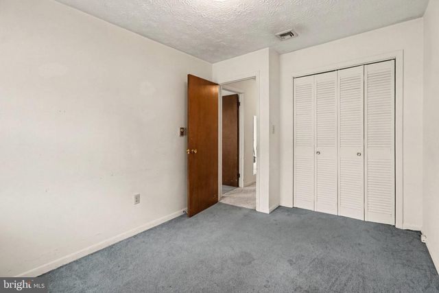 3261 TRINITY RD, Harrisburg, PA 17109