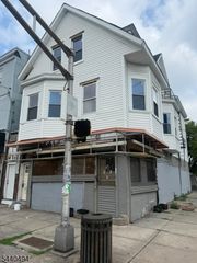 523 Park Ave, Paterson City, NJ 07504