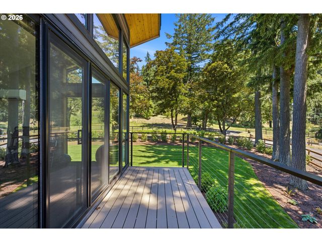 24515 Sw MOUNTAIN Rd, West Linn, OR 97068