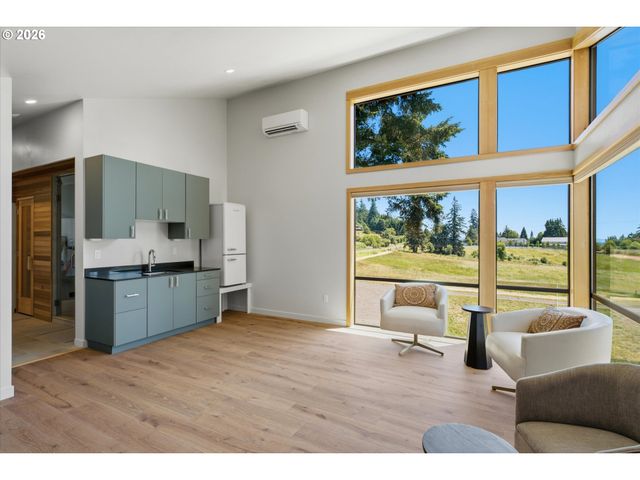 24515 Sw MOUNTAIN Rd, West Linn, OR 97068